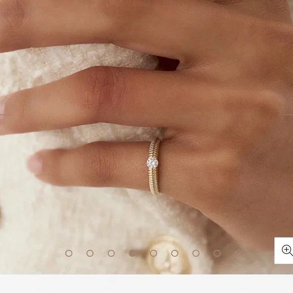 Ferkos Fine Jewelry 14k Gold Ribbed Diamond Ring - Picture 4 of 10